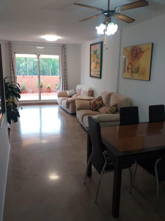 Planta Baja Cerca De La Playa Casares Costa Apartment Екстериор снимка