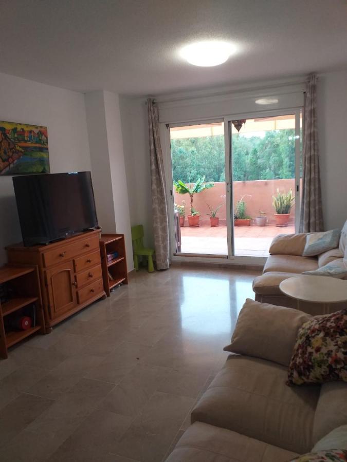 Planta Baja Cerca De La Playa Casares Costa Apartment Екстериор снимка